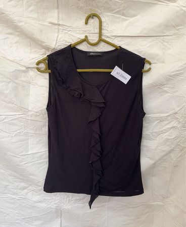 Black Ruffled Top