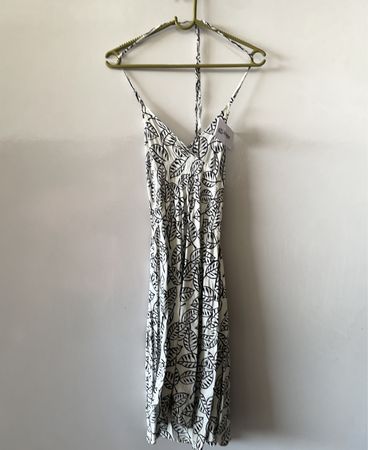 Black and White Leaf Pattern Dress