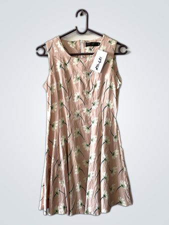 RAW FAMOUS Floral Dress