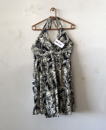 Black and White Tropical Leaf Pattern Dress