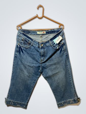 Seven for All Mankind Women's Capri Jeans