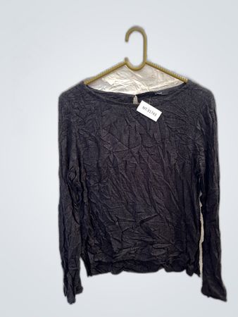 Gray Long-Sleeve Top