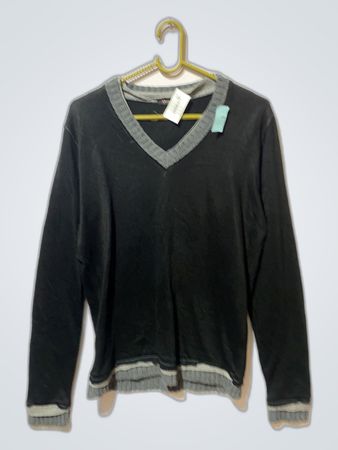 Gray sweater