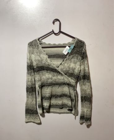 Gray and Black Knit Top