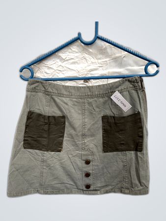 Gray Skirt with Pockets