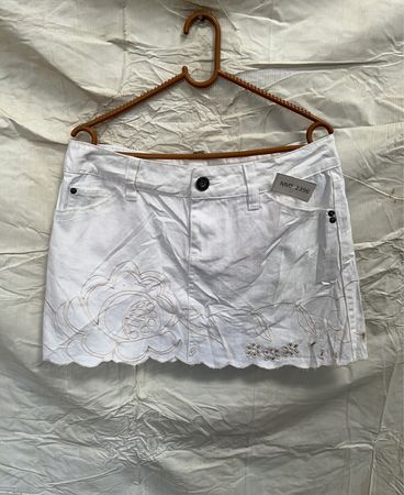 Lightweight Tops +Mini Skirts Set(FV 130)