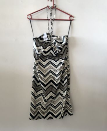 H&M Black and White Chevron Dress