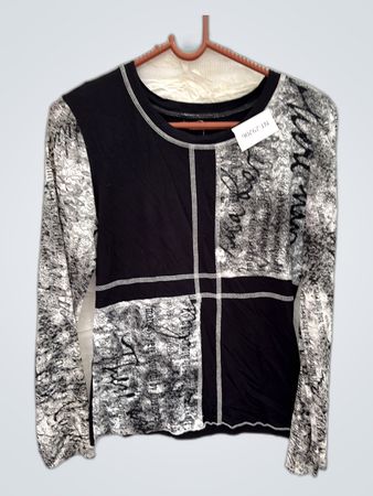 Long Sleeve Black and White Top