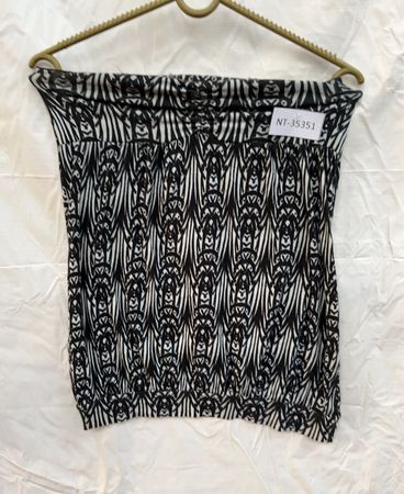 Black and White Patterned Top