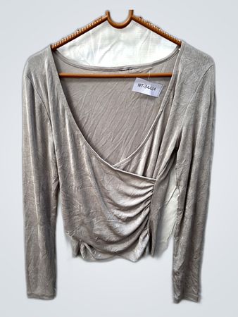 Gray Long-Sleeve Top