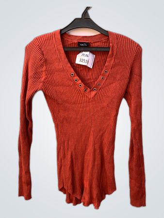 rue21 Long Sleeve Ribbed Top