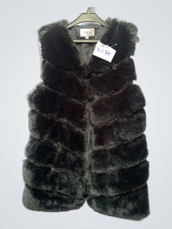 Yu & Me Paris Fur Vest