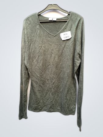 Green Long-Sleeve V-Neck Sweater