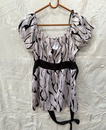 Blouse with Black and White Pattern