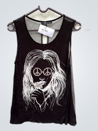 Zuiki Graphic Sleeveless Tank Top