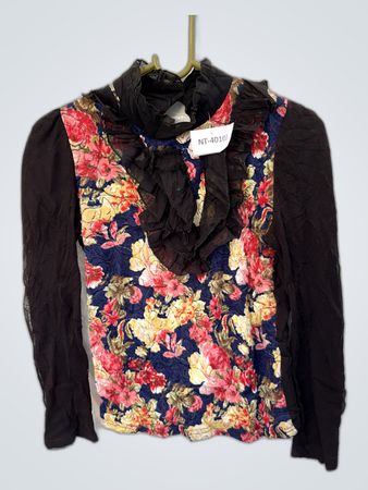 Blouse with Floral Pattern and Ruffles