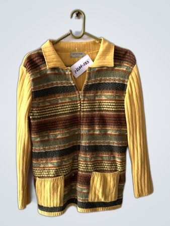 GENFINS Yellow Striped Zipper Sweater