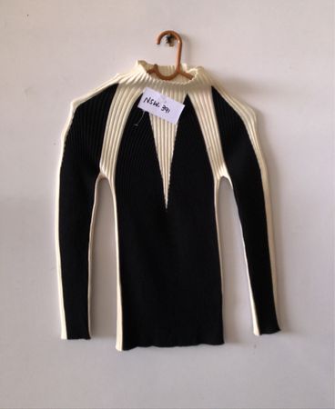 Unbranded Black and White Structured Knit Turtleneck
