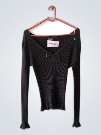 Envers Black Ribbed V-Neck Knit Top