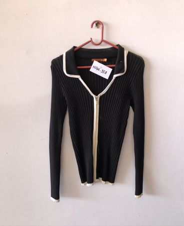 Bellini Black Zip-Up Knit Cardigan
