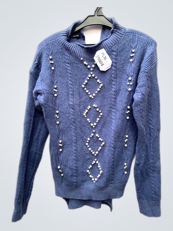 Chic & Pop Cable Knit Sweater