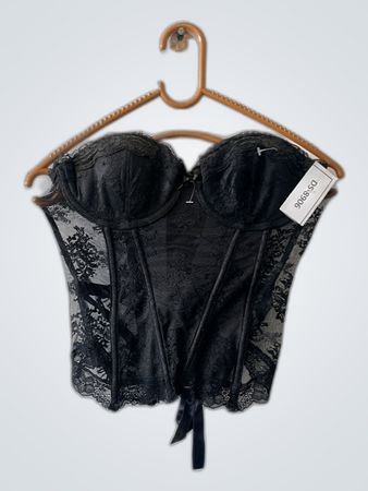 Black Lace Bustier