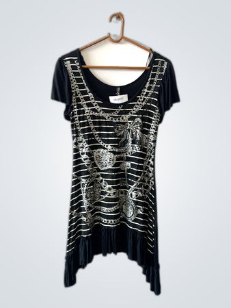 Camiseta Listrada Preto e Branco