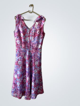 Floral Print Sleeveless V-Neck Midi Dress
