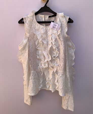 BCBGMAXAZRIA Lace Ruffle Blouse