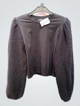 Bershka Black Puffed Sleeve Cropped Top