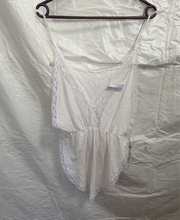 Unbranded White Lace Camisole