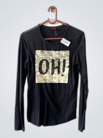 H&M Black Long-Sleeve Graphic T-Shirt with Sequins