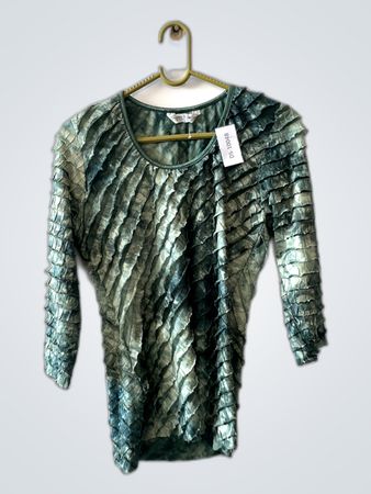 Sara Larise Green Ruffled Top