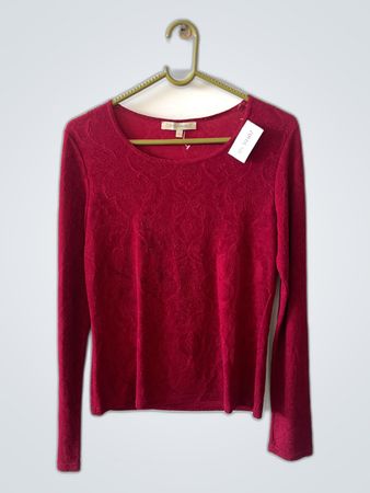Jacqueline Int Red Long-Sleeve Top