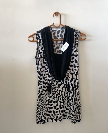 Xanaka Black and White Leaf Pattern Dress with Shawl