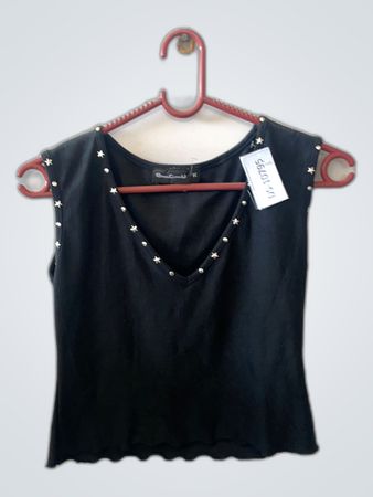 Black Sleeveless Top