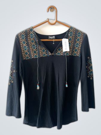 Embroidered V-Neck Blouse