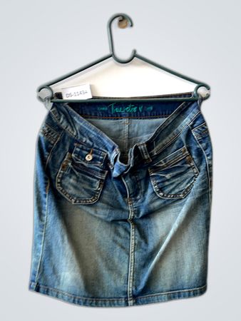 ONLY True V Skirt