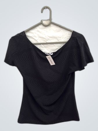Black Short-Sleeve Top