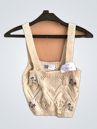 Knitted Top with Floral Embroidery