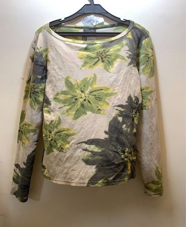 Long-sleeved Floral Top