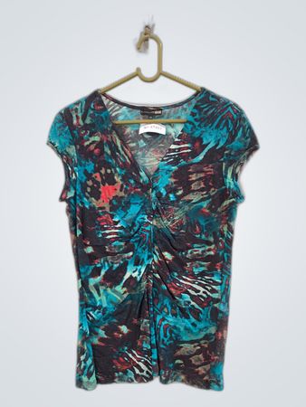 Evakayan Printed V-Neck Blouse