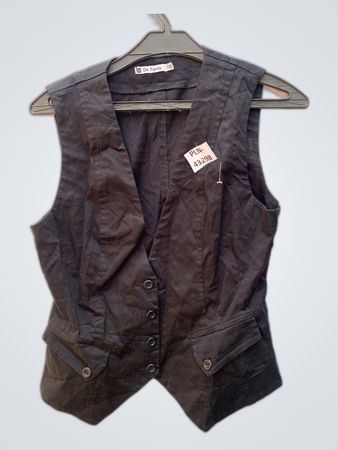 De Facto Black Button-Up Vest