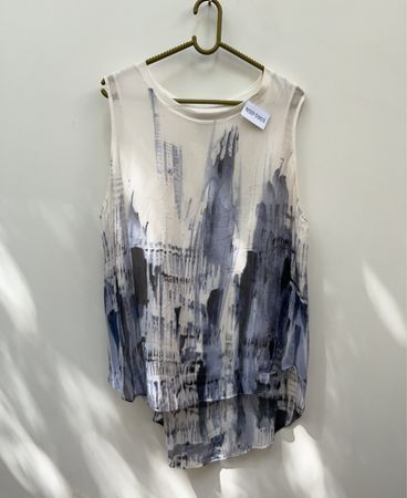 GoSilk Abstract Print Sleeveless Silk Top