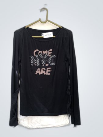 Nolita NYC Come As You Are Graphic Long-Sleeve Top