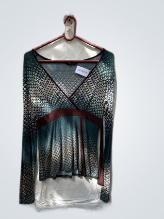 Long Sleeve Top with Heart Pattern