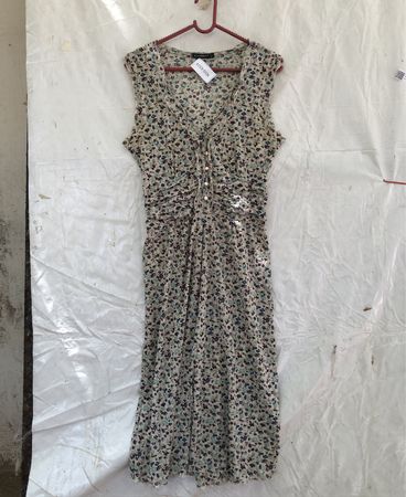 Blasting Floral Sleeveless Dress