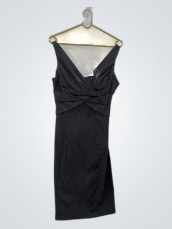 Black Sleeveless Dress