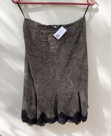 Strawberry Fields Gray Lace-Trimmed Top