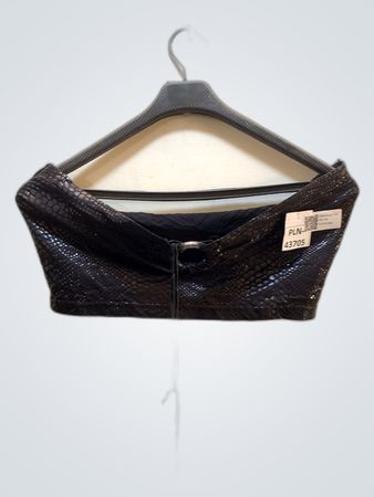 Black Cropped Top